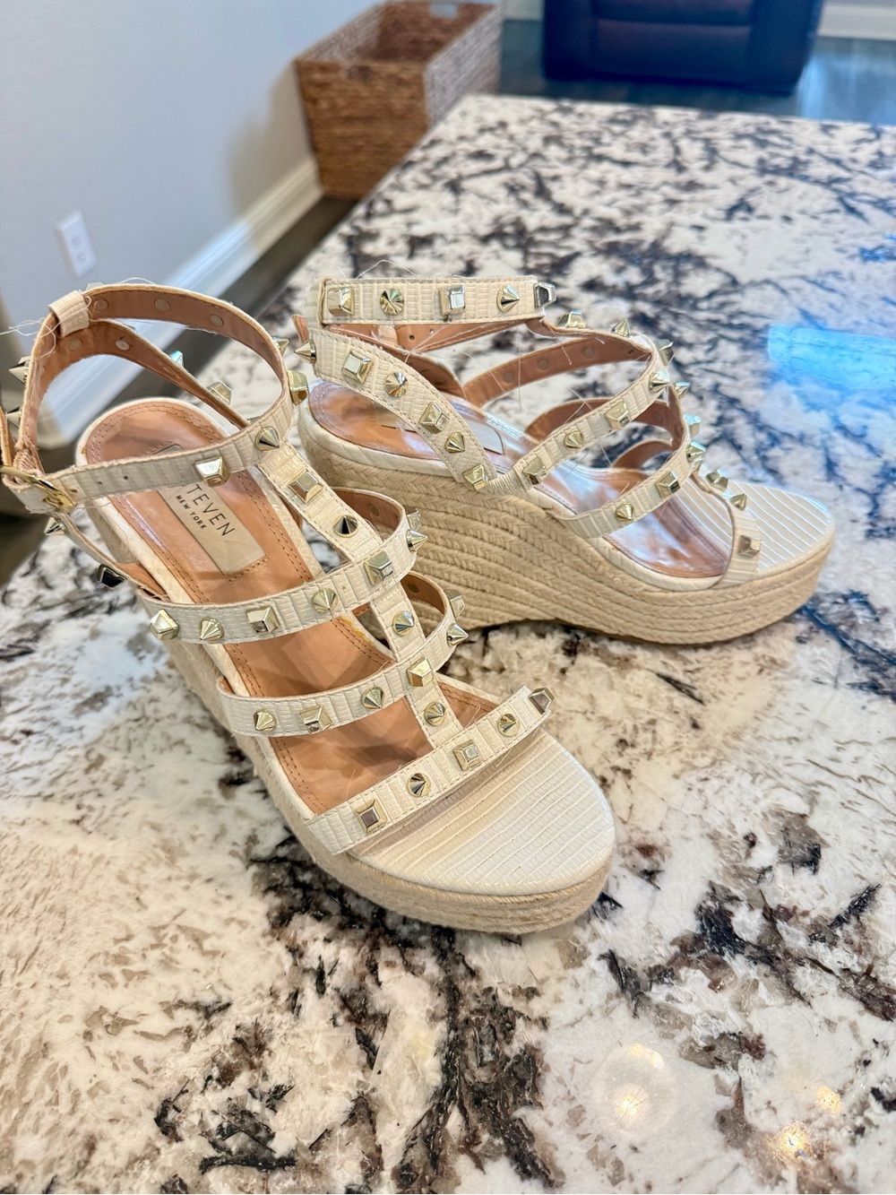 Steve Madden Cream Studded Espadrille Wedge Sandals